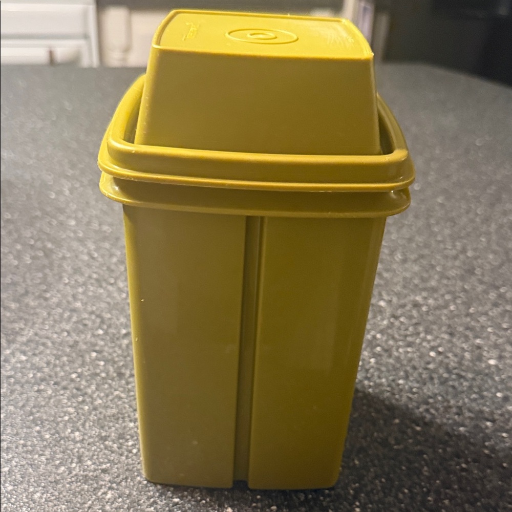 Vintage Tupperware Avocado Green pickle keeper 3pc Square Lid 1970s - Picture 4 of 6